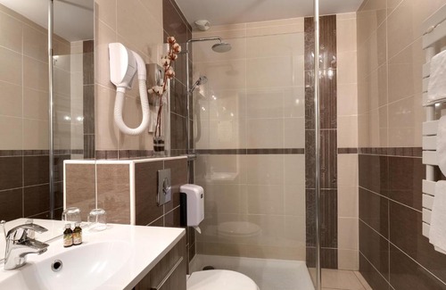 Montmarault Hôtel | Hôtel de France