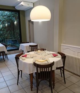 Objat Hôtel | Hôtel de France