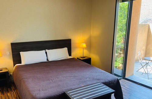 Bagnols-sur-Ceze Hôtel | Hôtel de La Bourse à Bagnols-Sur-Cèze