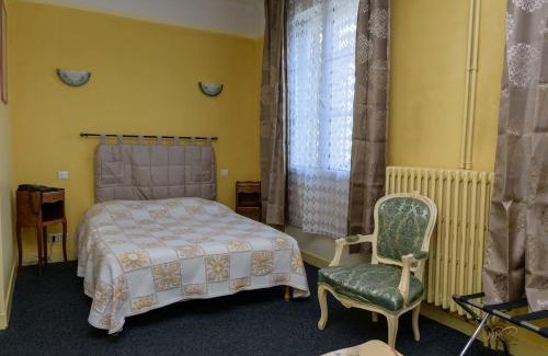 Vitry-le-Francois Hôtel | Hôtel de la cloche