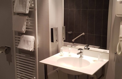 Salins-les-Bains Hôtel | Hôtel des Deux Forts