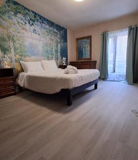 Contrexeville Hôtel | Hôtel des XII Apôtres & de la Clé des Champs
