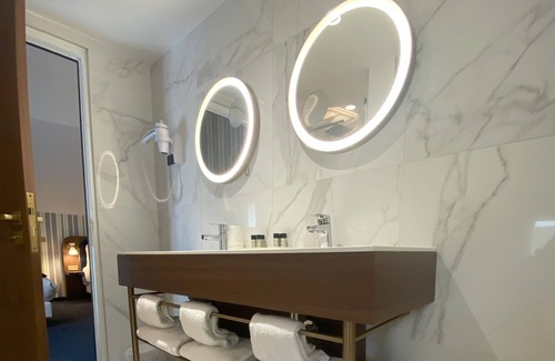 Jossigny Hôtel | Hôtel du Cheval Blanc