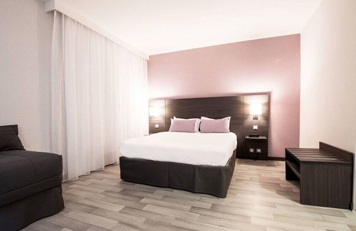 Castelnau-d'Estretefonds Hôtel | Hôtel Eurocentre Toulouse Nord 3 Stars