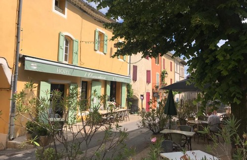 Saint-Michel-l'Observatoire Hôtel | Hôtel Restaurant L’Observatoire