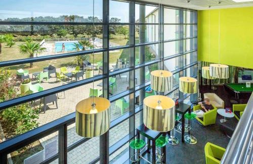 Bourges Hôtel | Hôtel Ibis Styles Bourges - Piscine extérieure chauffée - Restaurants à proximité