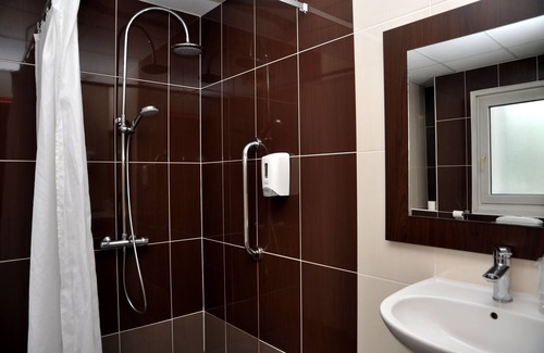 Amiens Metropole Hôtel | Hôtel Inn Design Amiens Resto Novo