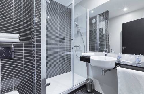 Montigny-le-Bretonneux Hôtel | Hôtel Kyriad Saint Quentin en Yvelines - Montigny