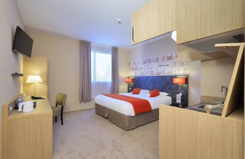 Beaucouze Hôtel | Hôtel Kyriad Angers Ouest Beaucouzé
