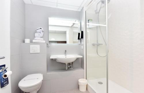 La Rochelle Hôtel | Hôtel Kyriad La Rochelle Centre Ville