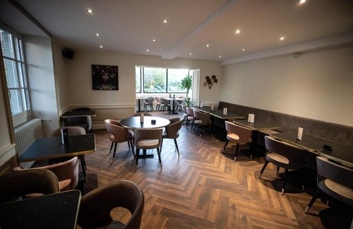 Cremieu Hôtel | Hôtel La Batisse