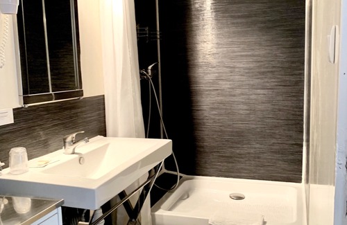 Saint-Desirat Hôtel | Hôtel La Désirade