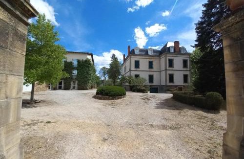 Cordes-sur-Ciel Hôtel | Hôtel La Métairie & Piscine