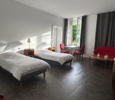 Luxeuil-les-Bains Maison | Hôtel Le 43