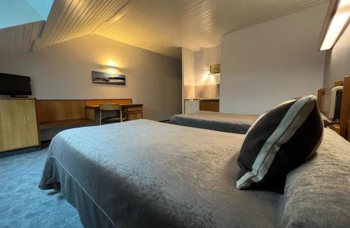Nasbinals Hôtel | Hôtel le bastide