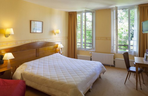 Vierzon Hôtel | Hôtel Le Chalet de la Forêt
