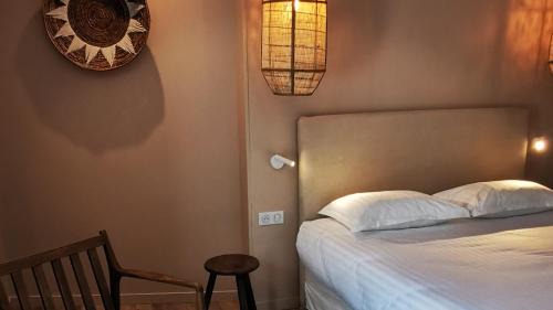 Saint-Berthevin Hôtel | Hôtel le Corbusson