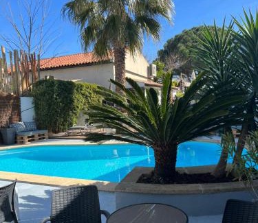 Aigues-Mortes Hôtel | Hôtel Le Médiéval