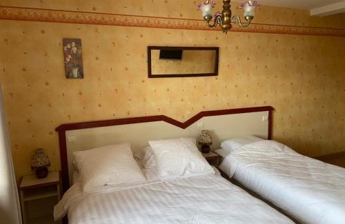 Bourg-Sainte-Marie Hôtel | Hôtel Le Saint Martin