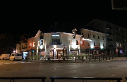 Albertville Hôtel | Hôtel Le Savoie