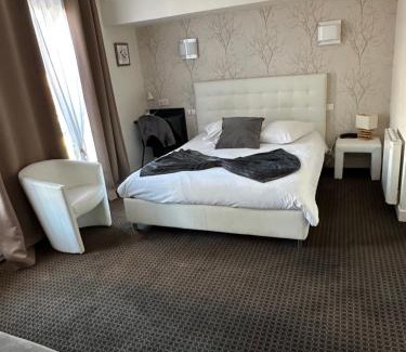 Aurillac Hôtel | Hôtel Le Square