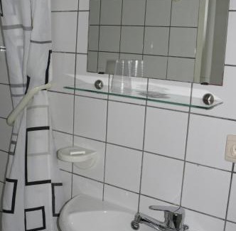 Saint-Laurent Hôtel | Hôtel Les Acteurs