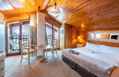 Tignes le Lac Hôtel | Hôtel Les Campanules by Les Etincelles