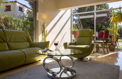 Meylan Hôtel | The Originals Boutique, Hôtel Les Trois Roses, Grenoble Meyla