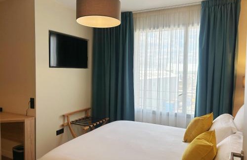 Louis Bertrand-Mirabeau-Semard Hôtel | Hôtel Oden Paris Ivry