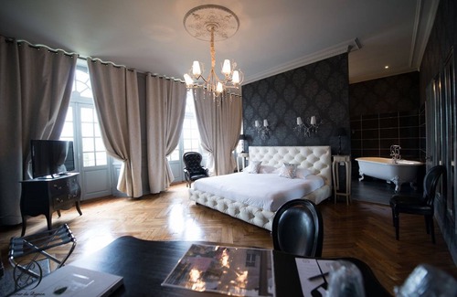 Laval Hôtel | Hôtel Perier du Bignon