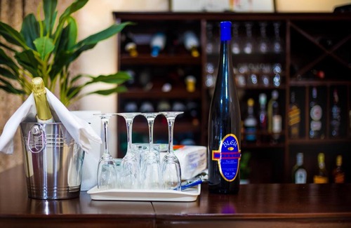 Porto-Novo Hôtel | Hôtel Résidence Santa Claudia
