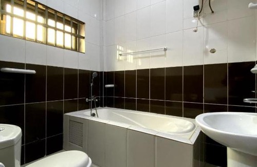 Porto-Novo Hôtel | Hôtel Residence Santa Claudia