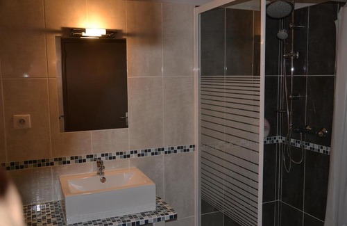 Sainte-Foy-la-Grande Hôtel | Hôtel Restaurant Le Victor Hugo