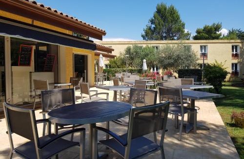 Pont-Saint-Esprit Hôtel | Hôtel Restaurant Le Mas De L'Olivier