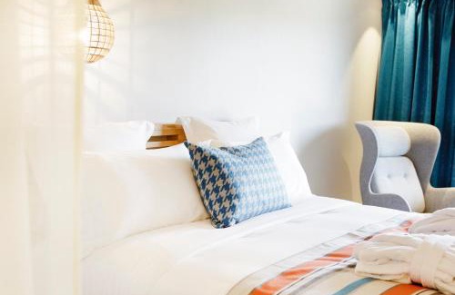 Montjuzet Hôtel | Hôtel & Restaurant Le Pré