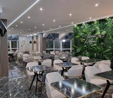 Lons Hôtel | Hôtel Restaurant Le Relais - Pau Nord
