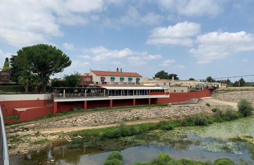 Lunel Hôtel | Hôtel restaurant Mon Auberge
