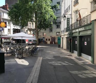Nantes Centre Hôtel | Hôtel Saint-Patrick Cœur de NANTES