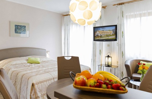 Alt Reddevitz Appartement | Höfthus 14 - Ferienwohnung Höfthus 14