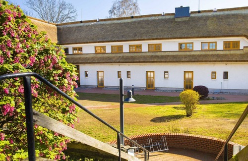 Alt Reddevitz Appartement | Höfthus 14 - Ferienwohnung Höfthus 14