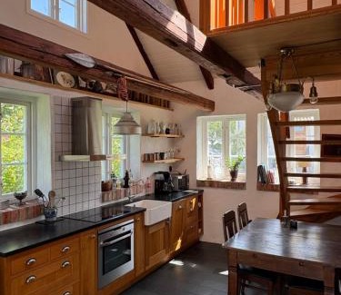 Hoganas Maison | Hönshuset Kullabygden