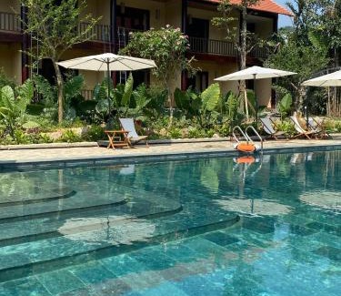 Luong Son Cabine | Hồ Đá Cổ Thiên Long Resort Hòa Bình