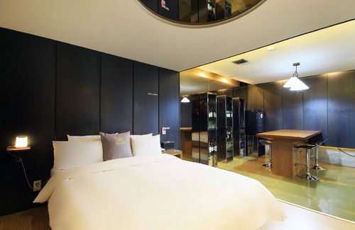 Songman Hôtel | H Drive Hotel