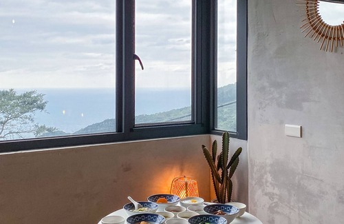 Ruifang Maison | H& Jiufen The Ocean Theory