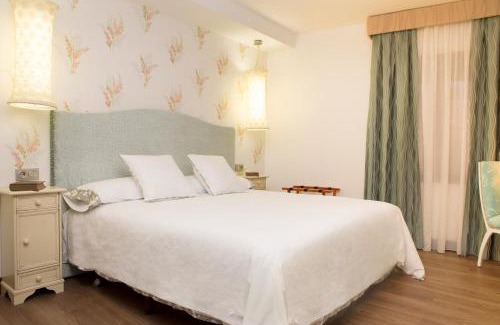 Alarcon Hôtel | H Luisa Hotel