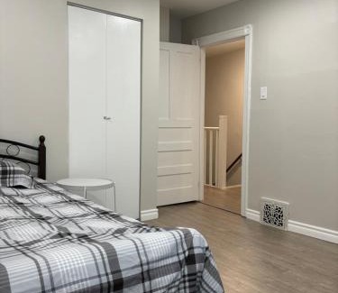 Gibson Maison | H men's dormitory