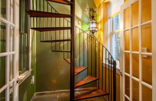 Stanton Park Maison | H St Sanctuary Capitol Hill Carriage House