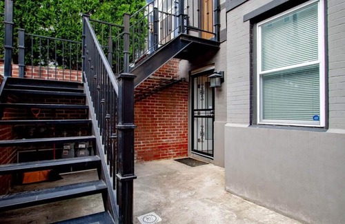 Stanton Park Maison | H St. Suite 2-BR / DC Streetcar / Union Station