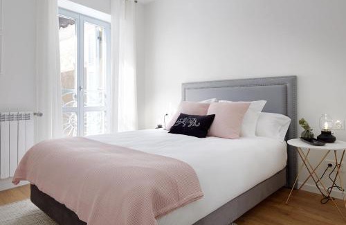 Hondarribia Historic Center Appartement | H SUITE2A by Smiling Rentals