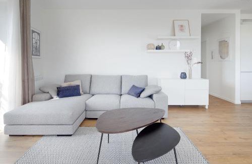 Hondarribia Historic Center Appartement | H SUITE2A by Smiling Rentals